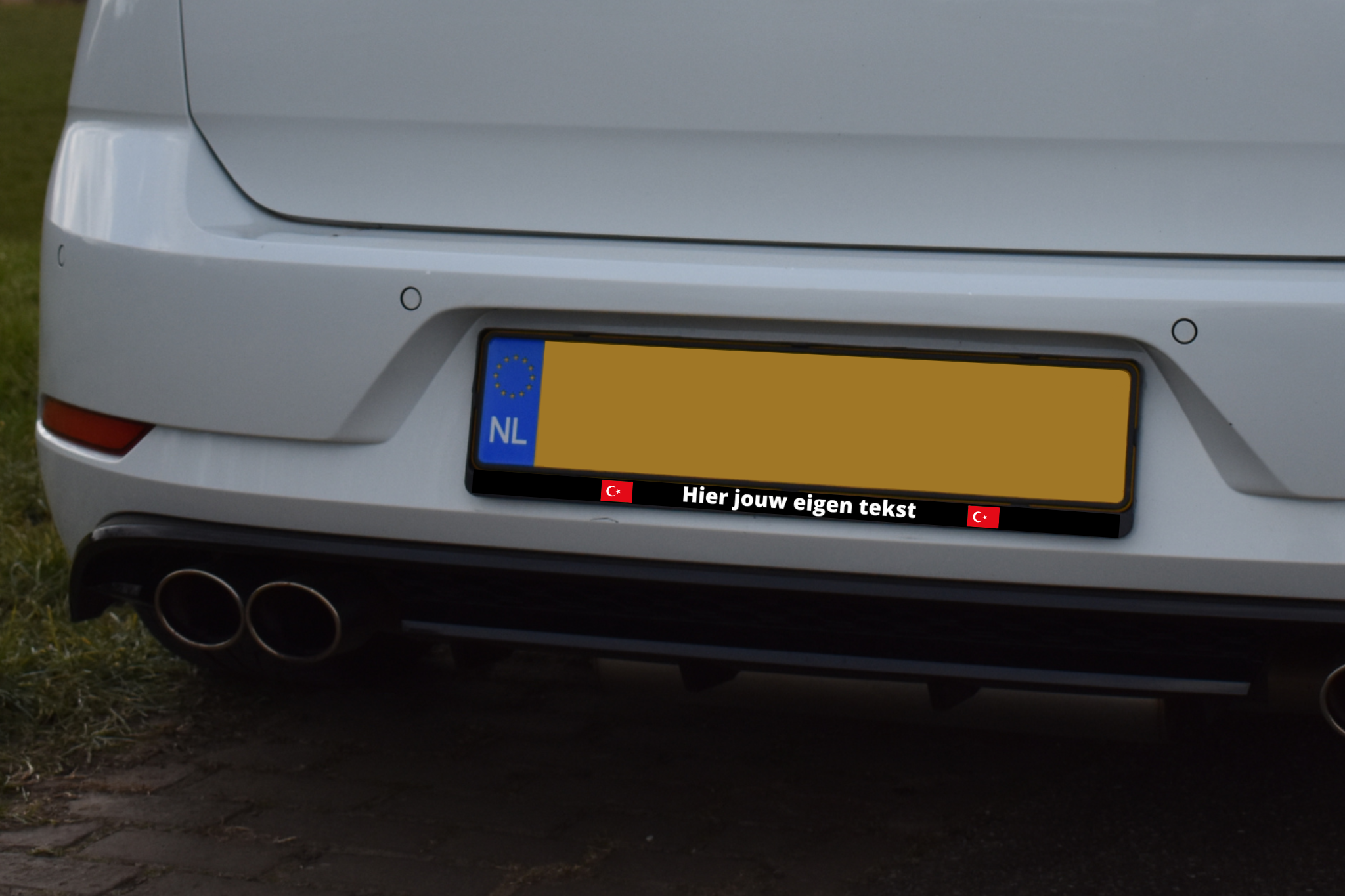 Nummerplaat TR: wat is het en hoe zet je het op je auto?